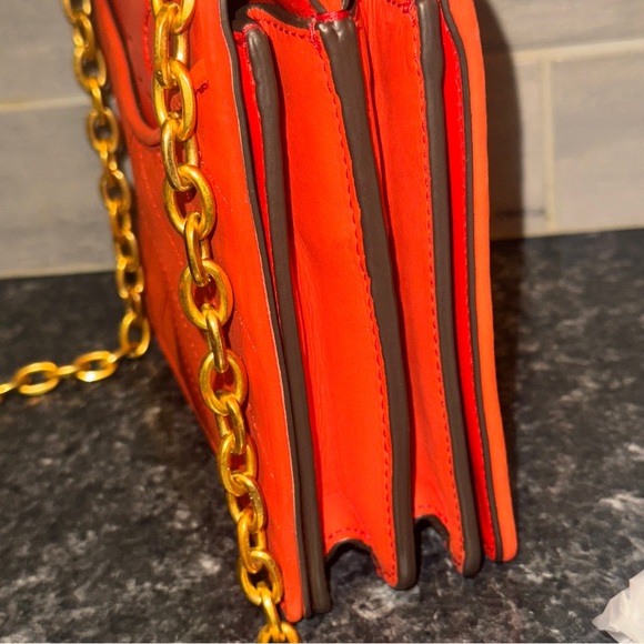 TORY BURCH ALEXA CONVERTIBLE SHOULDER BAG IN SAMBA.. Retail $475 - Picture 9 of 15